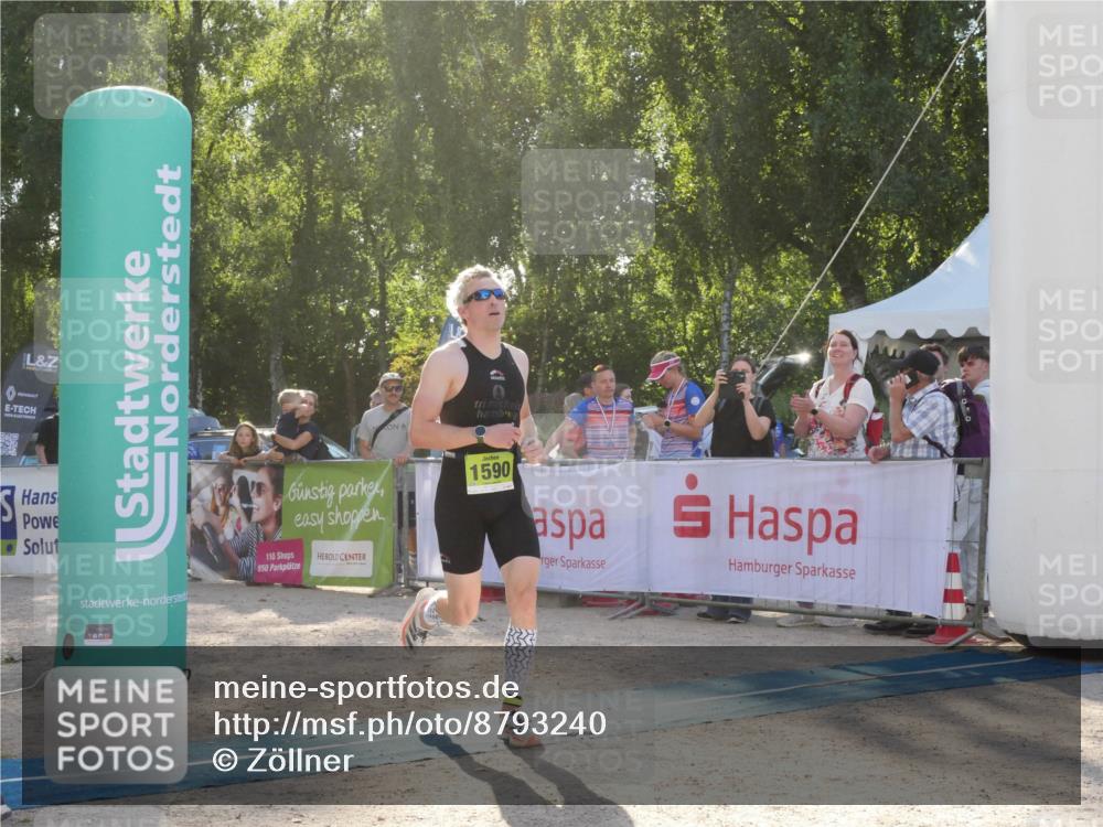 07.09.2025 - 19. Norderstedt Triathlon Zöllner http://msf.ph/oto/8793240 07.09.2025 16:34:40 Ziel 1590 meine-sportfotos.de