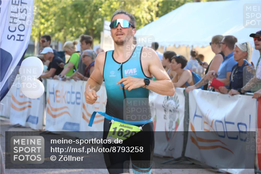 07.09.2025 - 19. Norderstedt Triathlon Zöllner http://msf.ph/oto/8793258 07.09.2025 16:40:21 Ziel 1485, 1620 meine-sportfotos.de