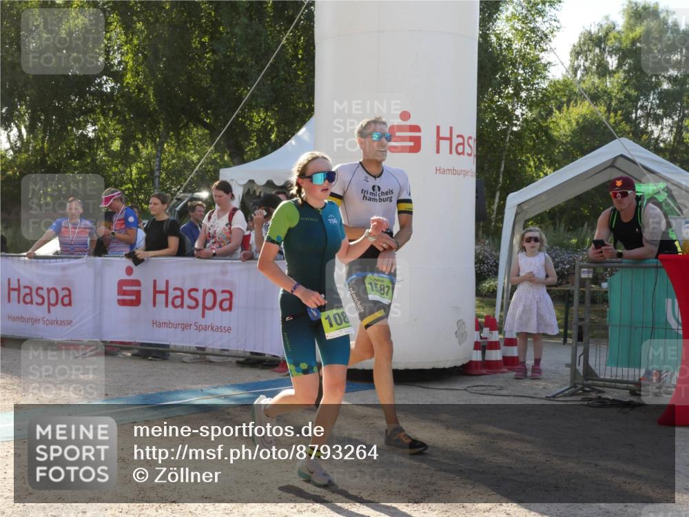 07.09.2025 - 19. Norderstedt Triathlon Zöllner http://msf.ph/oto/8793264 07.09.2025 16:34:47 Ziel 1080, 1587 meine-sportfotos.de