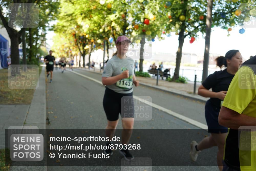 07.09.2025 - BARMER Alsterlauf Yannick Fuchs http://msf.ph/oto/8793268 07.09.2025 11:40:34 Laufen 1143 meine-sportfotos.de