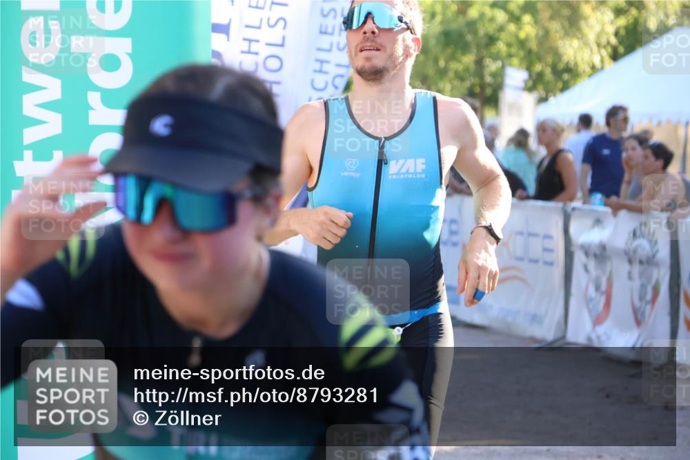 07.09.2025 - 19. Norderstedt Triathlon Zöllner http://msf.ph/oto/8793281 07.09.2025 16:40:22 Ziel 1485, 1620 meine-sportfotos.de