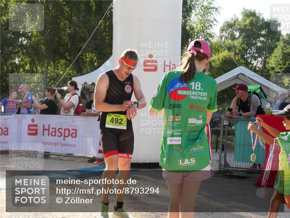 07.09.2025 - 19. Norderstedt Triathlon Zöllner http://msf.ph/oto/8793294 07.09.2025 16:35:16 Ziel 492 meine-sportfotos.de