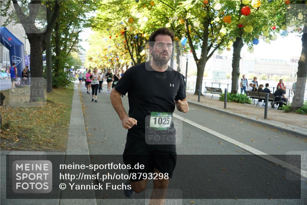 07.09.2025 - BARMER Alsterlauf Yannick Fuchs http://msf.ph/oto/8793298 07.09.2025 11:40:37 Laufen 36, 1025 meine-sportfotos.de