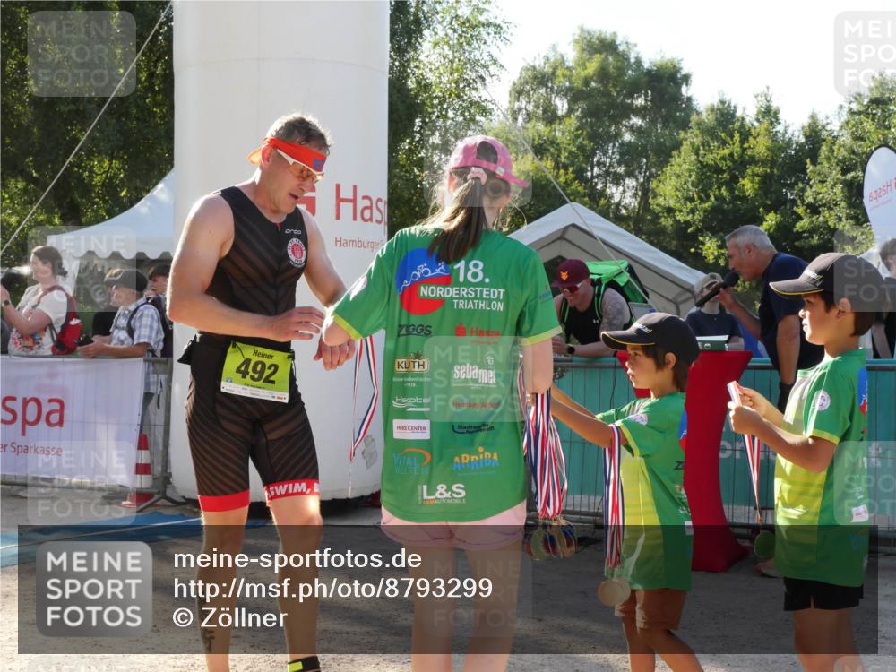 07.09.2025 - 19. Norderstedt Triathlon Zöllner http://msf.ph/oto/8793299 07.09.2025 16:35:16 Ziel 492 meine-sportfotos.de