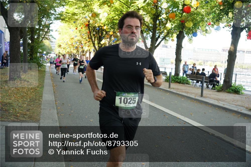 07.09.2025 - BARMER Alsterlauf Yannick Fuchs http://msf.ph/oto/8793305 07.09.2025 11:40:37 Laufen 36, 1025 meine-sportfotos.de