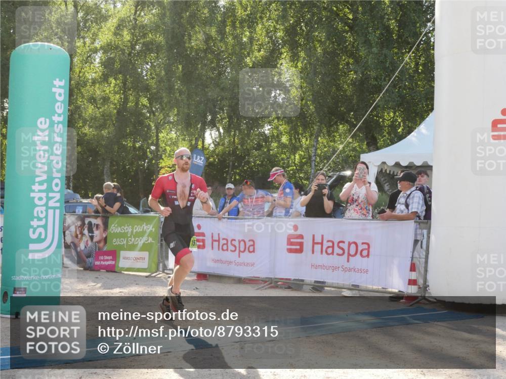 07.09.2025 - 19. Norderstedt Triathlon Zöllner http://msf.ph/oto/8793315 07.09.2025 16:35:27 Ziel 448, 905, 1570 meine-sportfotos.de