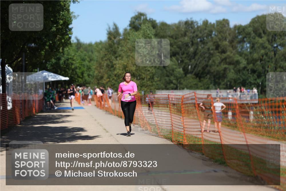 07.09.2025 - 19. Norderstedt Triathlon Michael Strokosch http://msf.ph/oto/8793323 07.09.2025 13:42:40 Laufen 241, 336, 790 meine-sportfotos.de