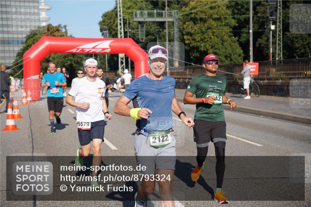 07.09.2025 - BARMER Alsterlauf Yannick Fuchs http://msf.ph/oto/8793324 07.09.2025 09:43:11 Laufen 3518, 5579, 2122, 42 meine-sportfotos.de