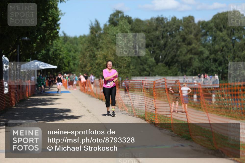 07.09.2025 - 19. Norderstedt Triathlon Michael Strokosch http://msf.ph/oto/8793328 07.09.2025 13:42:40 Laufen 241, 336, 790 meine-sportfotos.de