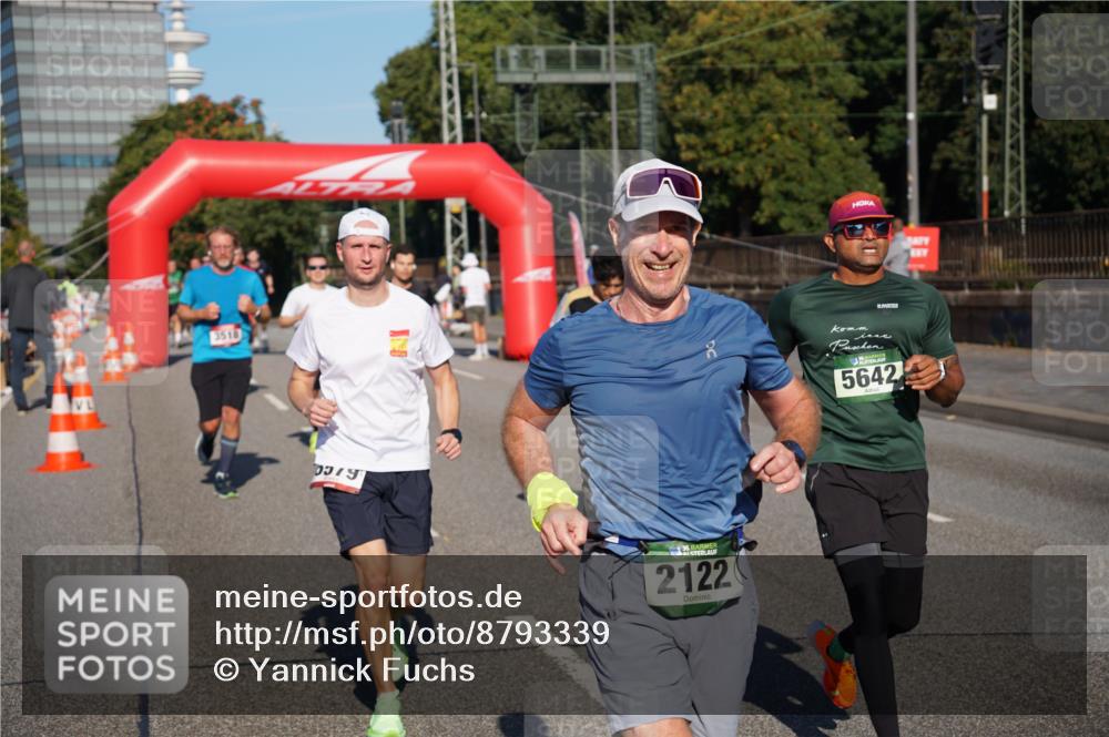 07.09.2025 - BARMER Alsterlauf Yannick Fuchs http://msf.ph/oto/8793339 07.09.2025 09:43:11 Laufen 3518, 36, 2122, 5642 meine-sportfotos.de