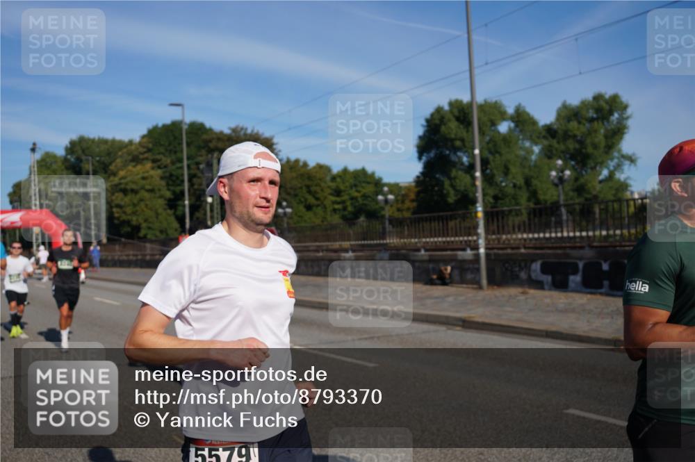 07.09.2025 - BARMER Alsterlauf Yannick Fuchs http://msf.ph/oto/8793370 07.09.2025 09:43:13 Laufen 5579 meine-sportfotos.de
