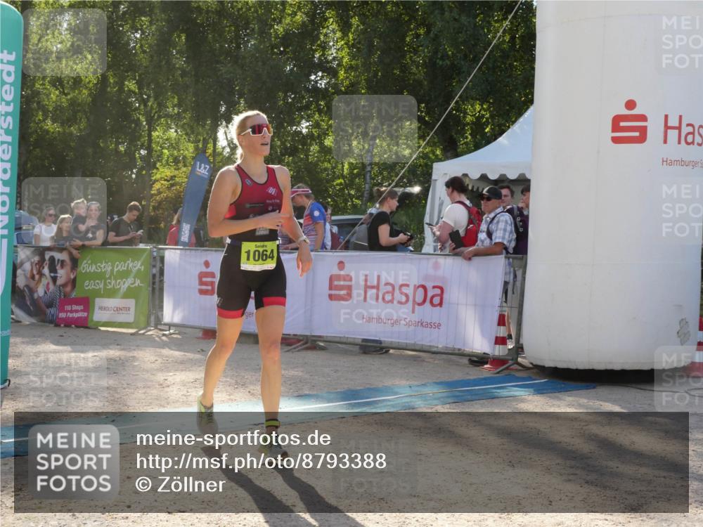 07.09.2025 - 19. Norderstedt Triathlon Zöllner http://msf.ph/oto/8793388 07.09.2025 16:35:56 Ziel 1064 meine-sportfotos.de