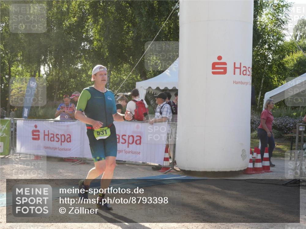 07.09.2025 - 19. Norderstedt Triathlon Zöllner http://msf.ph/oto/8793398 07.09.2025 16:36:03 Ziel 531 meine-sportfotos.de