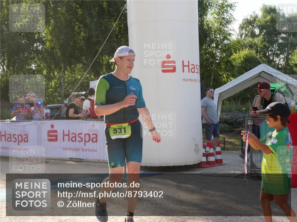 07.09.2025 - 19. Norderstedt Triathlon Zöllner http://msf.ph/oto/8793402 07.09.2025 16:36:04 Ziel 531 meine-sportfotos.de