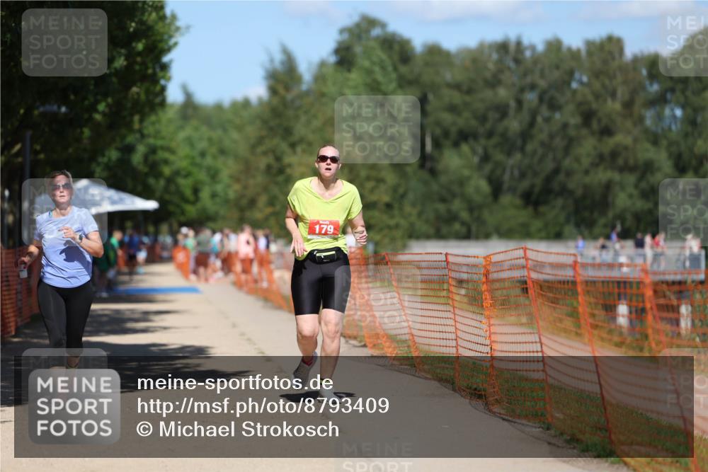 07.09.2025 - 19. Norderstedt Triathlon Michael Strokosch http://msf.ph/oto/8793409 07.09.2025 13:43:36 Laufen 179, 853, 1270 meine-sportfotos.de