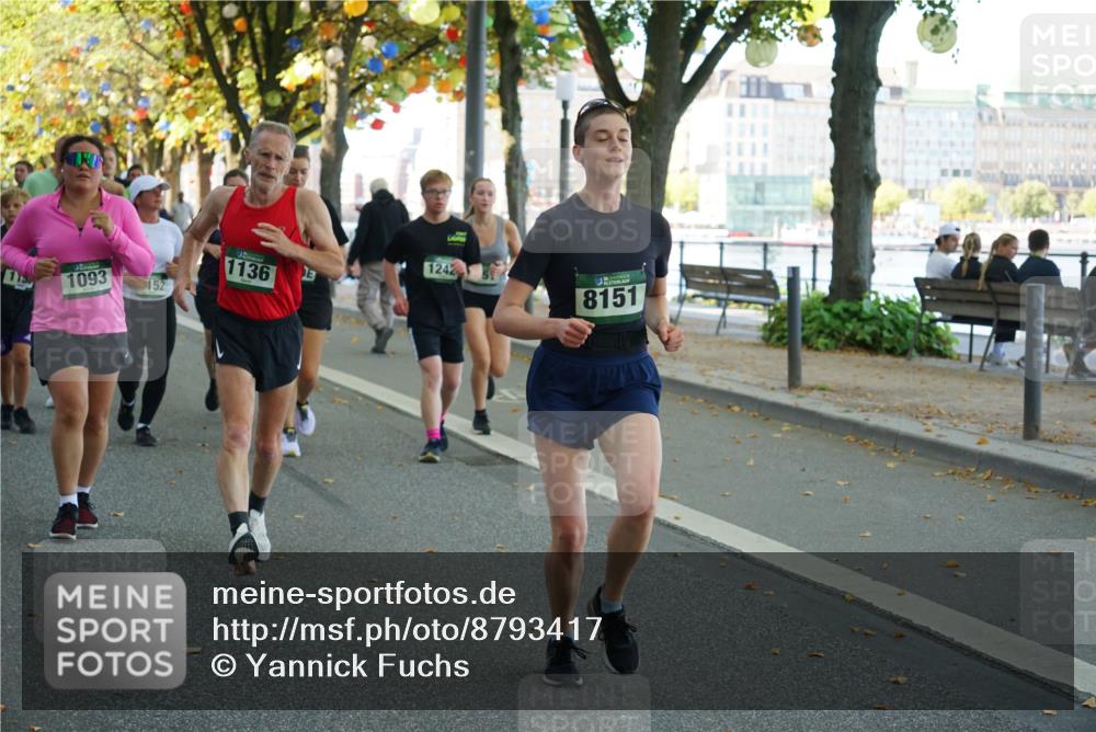 07.09.2025 - BARMER Alsterlauf Yannick Fuchs http://msf.ph/oto/8793417 07.09.2025 11:40:45 Laufen 1136, 1093, 152, 1242, 8151 meine-sportfotos.de
