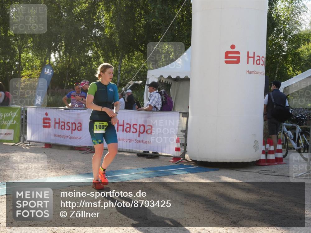 07.09.2025 - 19. Norderstedt Triathlon Zöllner http://msf.ph/oto/8793425 07.09.2025 16:36:34 Ziel 1085 meine-sportfotos.de