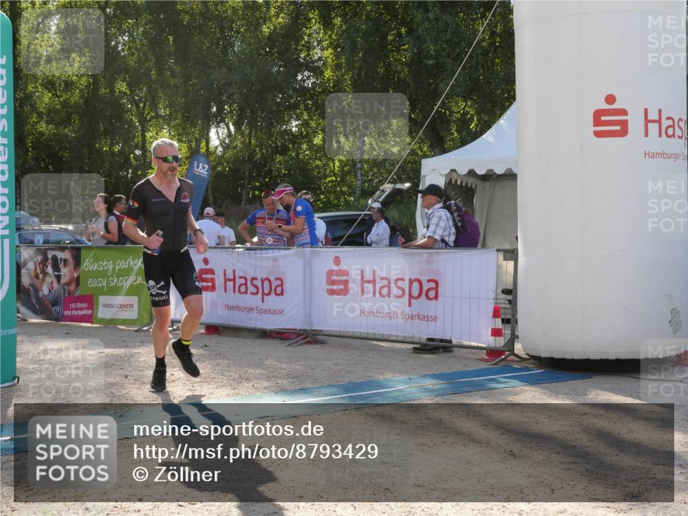 07.09.2025 - 19. Norderstedt Triathlon Zöllner http://msf.ph/oto/8793429 07.09.2025 16:36:46 Ziel 483 meine-sportfotos.de