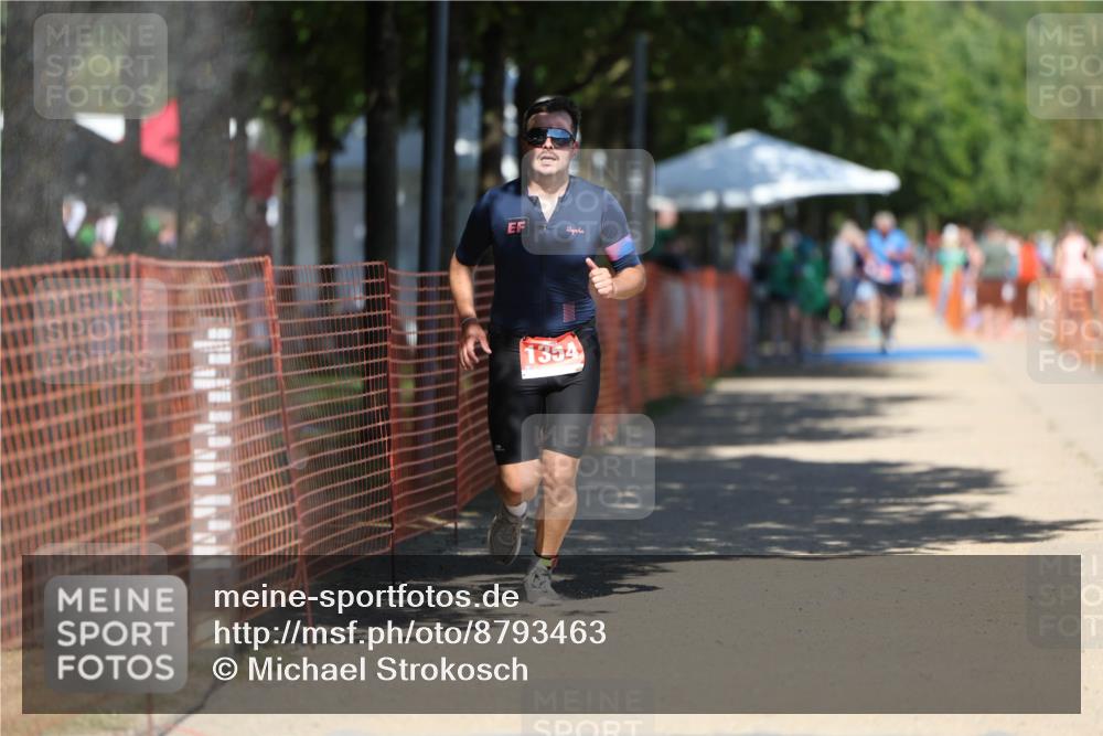 07.09.2025 - 19. Norderstedt Triathlon Michael Strokosch http://msf.ph/oto/8793463 07.09.2025 13:43:46 Laufen 1354 meine-sportfotos.de