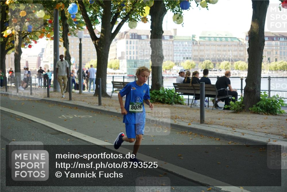 07.09.2025 - BARMER Alsterlauf Yannick Fuchs http://msf.ph/oto/8793525 07.09.2025 11:41:08 Laufen 8026 meine-sportfotos.de