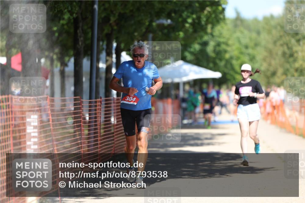 07.09.2025 - 19. Norderstedt Triathlon Michael Strokosch http://msf.ph/oto/8793538 07.09.2025 13:44:10 Laufen 304, 354 meine-sportfotos.de