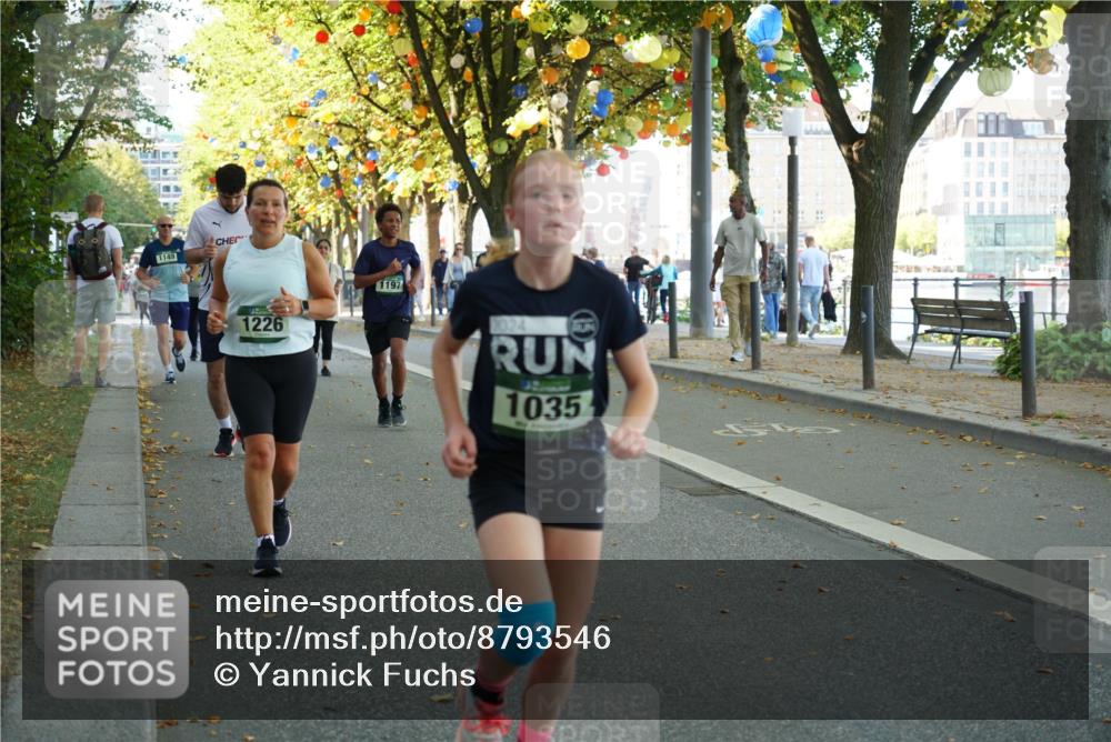 07.09.2025 - BARMER Alsterlauf Yannick Fuchs http://msf.ph/oto/8793546 07.09.2025 11:41:09 Laufen 1149, 1226, 1197, 7024, 1035 meine-sportfotos.de