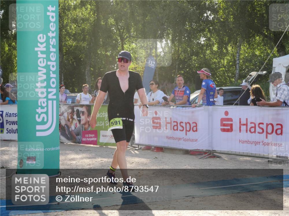07.09.2025 - 19. Norderstedt Triathlon Zöllner http://msf.ph/oto/8793547 07.09.2025 16:37:32 Ziel 1527, 1533, 1591, 1624 meine-sportfotos.de