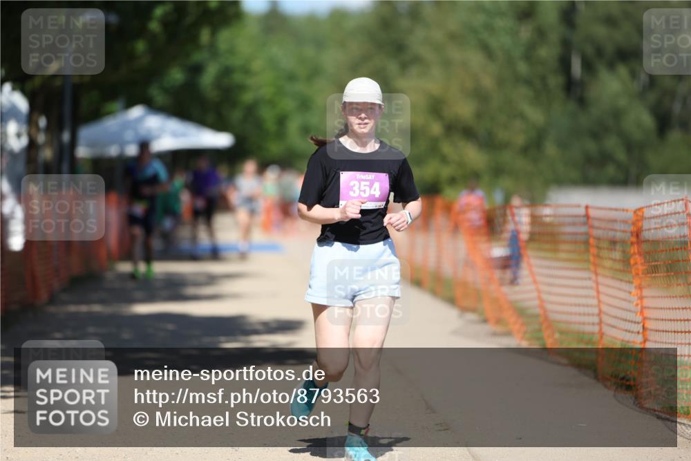 07.09.2025 - 19. Norderstedt Triathlon Michael Strokosch http://msf.ph/oto/8793563 07.09.2025 13:44:14 Laufen 304, 354 meine-sportfotos.de