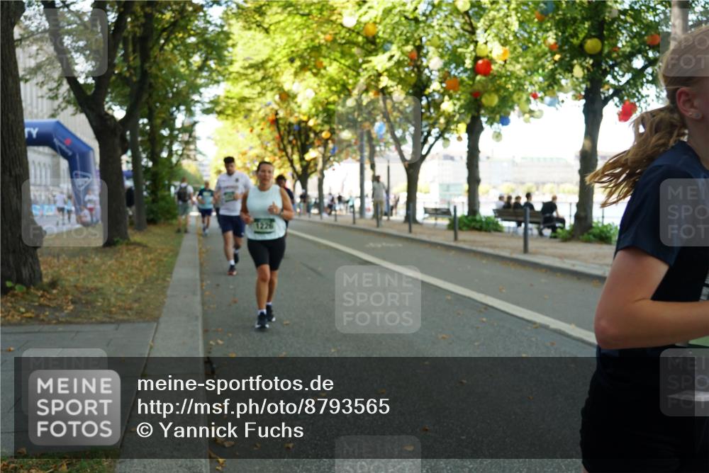 07.09.2025 - BARMER Alsterlauf Yannick Fuchs http://msf.ph/oto/8793565 07.09.2025 11:41:10 Laufen 1226 meine-sportfotos.de