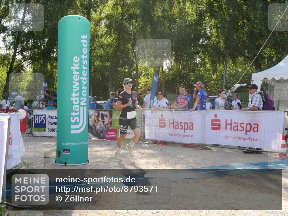 07.09.2025 - 19. Norderstedt Triathlon Zöllner http://msf.ph/oto/8793571 07.09.2025 16:37:42 Ziel 1051, 1610 meine-sportfotos.de