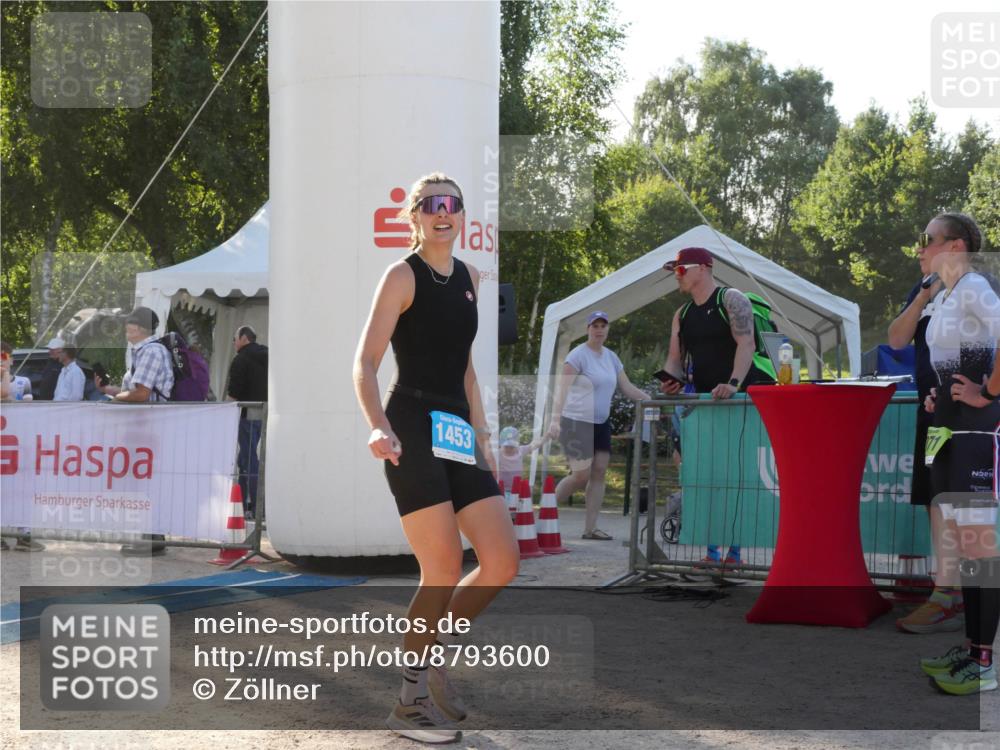 07.09.2025 - 19. Norderstedt Triathlon Zöllner http://msf.ph/oto/8793600 07.09.2025 16:37:57 Ziel 1453 meine-sportfotos.de