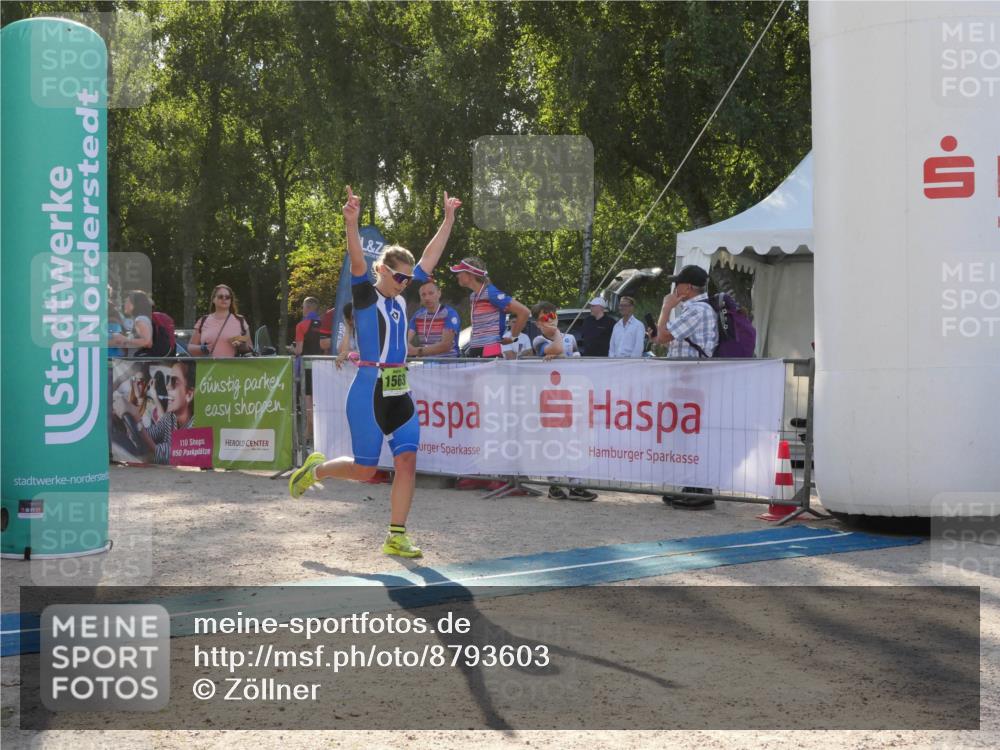 07.09.2025 - 19. Norderstedt Triathlon Zöllner http://msf.ph/oto/8793603 07.09.2025 16:38:13 Ziel 1068, 1563 meine-sportfotos.de