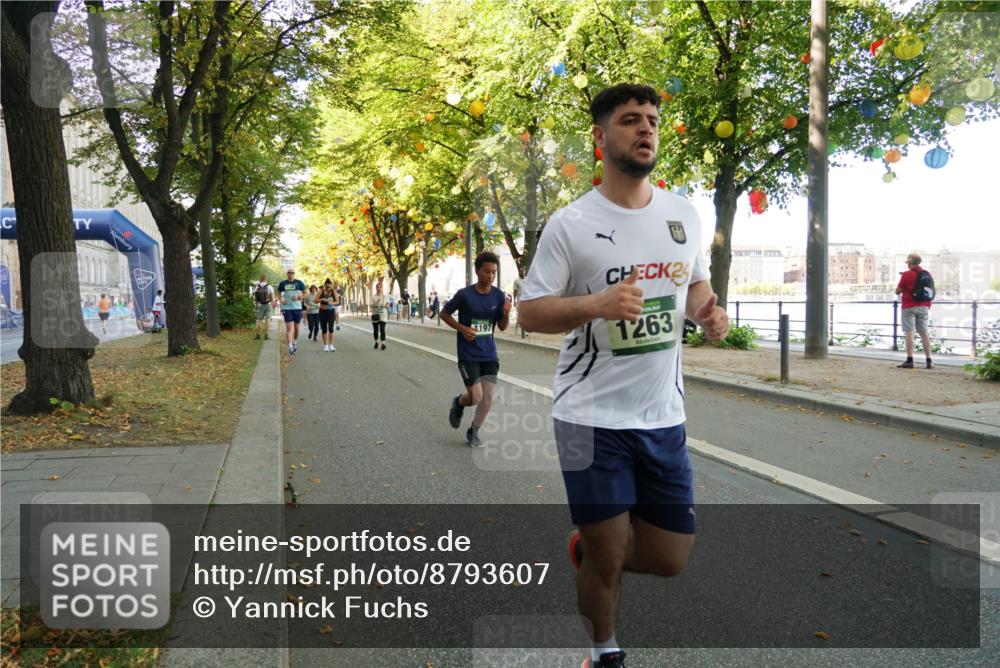 07.09.2025 - BARMER Alsterlauf Yannick Fuchs http://msf.ph/oto/8793607 07.09.2025 11:41:13 Laufen 2, 197, 1263 meine-sportfotos.de