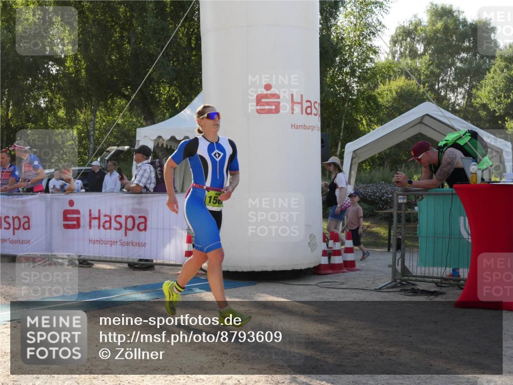 07.09.2025 - 19. Norderstedt Triathlon Zöllner http://msf.ph/oto/8793609 07.09.2025 16:38:14 Ziel 1068, 1563 meine-sportfotos.de
