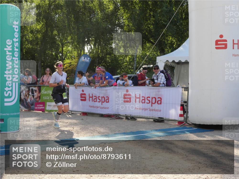 07.09.2025 - 19. Norderstedt Triathlon Zöllner http://msf.ph/oto/8793611 07.09.2025 16:38:16 Ziel 529, 1068, 1563 meine-sportfotos.de