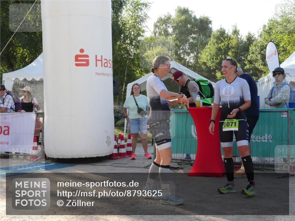 07.09.2025 - 19. Norderstedt Triathlon Zöllner http://msf.ph/oto/8793625 07.09.2025 16:38:19 Ziel 529, 1068, 1563 meine-sportfotos.de