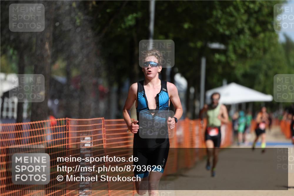 07.09.2025 - 19. Norderstedt Triathlon Michael Strokosch http://msf.ph/oto/8793629 07.09.2025 11:48:59 Laufen 196, 1171, 1355, 1394 meine-sportfotos.de