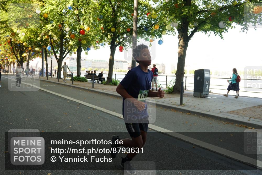 07.09.2025 - BARMER Alsterlauf Yannick Fuchs http://msf.ph/oto/8793631 07.09.2025 11:41:14 Laufen 1197 meine-sportfotos.de