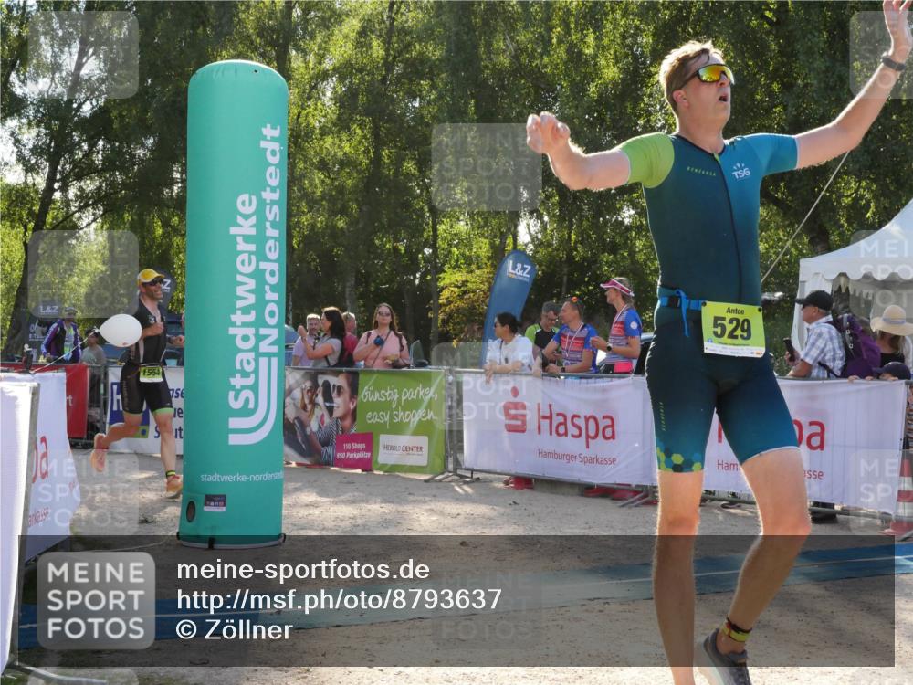 07.09.2025 - 19. Norderstedt Triathlon Zöllner http://msf.ph/oto/8793637 07.09.2025 16:38:23 Ziel 529, 1554 meine-sportfotos.de
