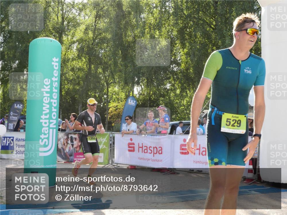 07.09.2025 - 19. Norderstedt Triathlon Zöllner http://msf.ph/oto/8793642 07.09.2025 16:38:24 Ziel 529, 1554 meine-sportfotos.de