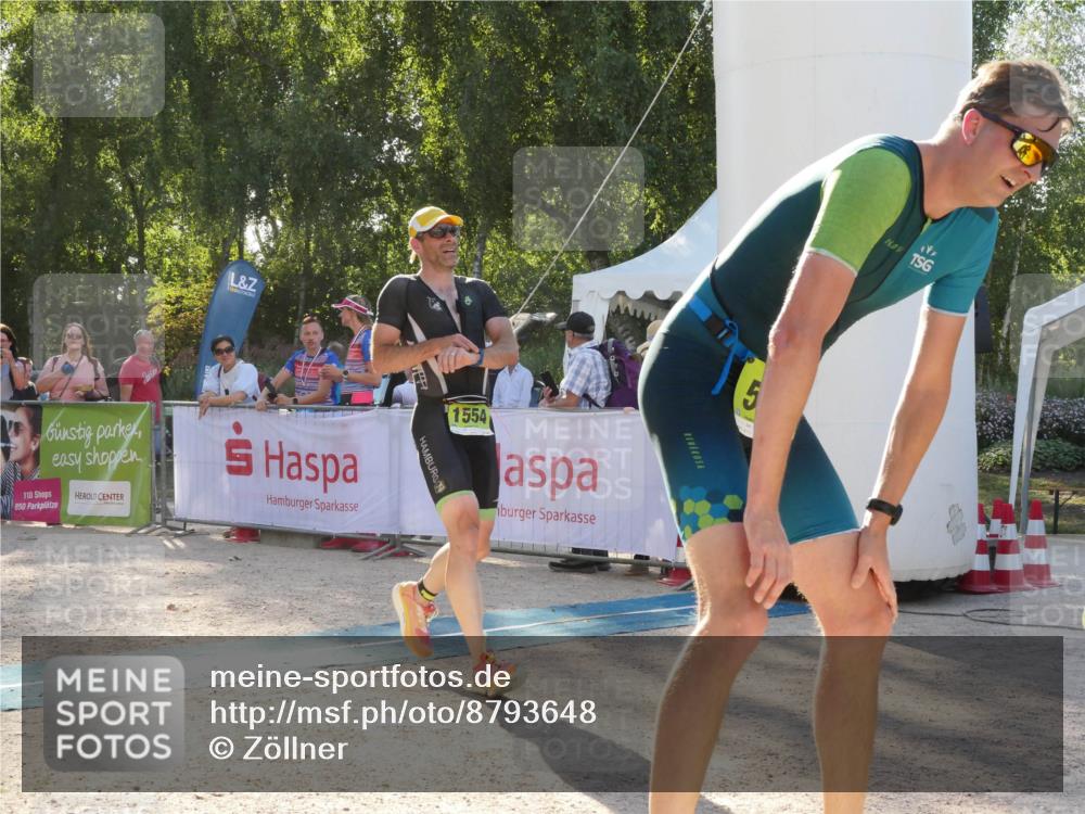07.09.2025 - 19. Norderstedt Triathlon Zöllner http://msf.ph/oto/8793648 07.09.2025 16:38:25 Ziel 529, 1554 meine-sportfotos.de