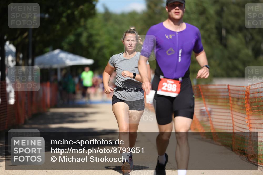 07.09.2025 - 19. Norderstedt Triathlon Michael Strokosch http://msf.ph/oto/8793651 07.09.2025 13:44:30 Laufen 166, 298, 314 meine-sportfotos.de