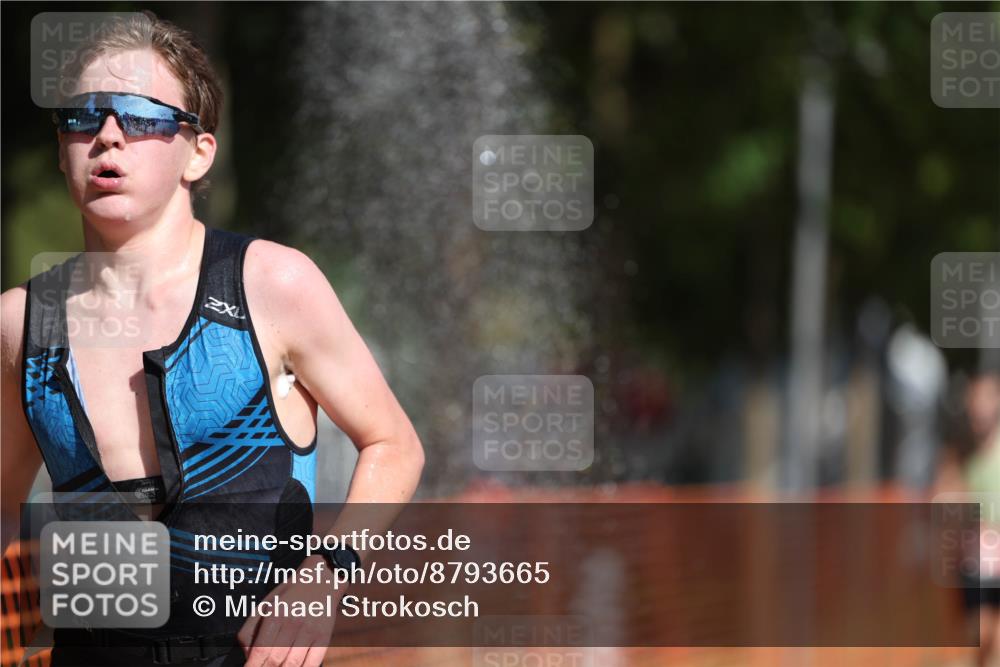 07.09.2025 - 19. Norderstedt Triathlon Michael Strokosch http://msf.ph/oto/8793665 07.09.2025 11:49:01 Laufen 196, 1171, 1355, 1394 meine-sportfotos.de
