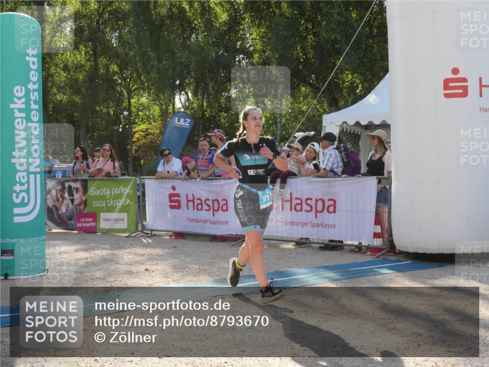 07.09.2025 - 19. Norderstedt Triathlon Zöllner http://msf.ph/oto/8793670 07.09.2025 16:38:44 Ziel 536, 917, 1481 meine-sportfotos.de