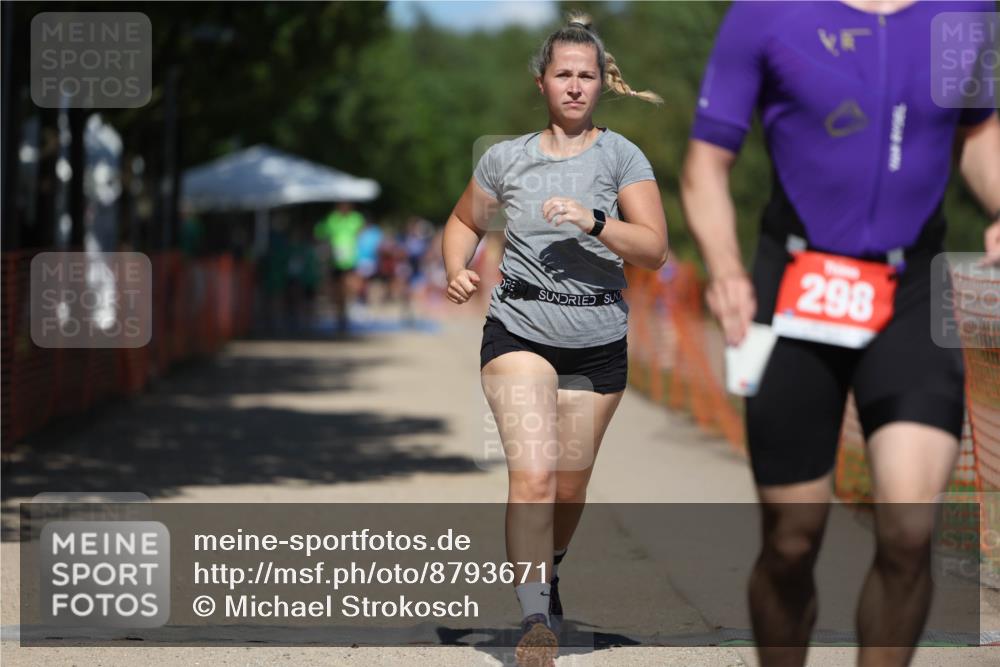 07.09.2025 - 19. Norderstedt Triathlon Michael Strokosch http://msf.ph/oto/8793671 07.09.2025 13:44:32 Laufen 298, 314 meine-sportfotos.de