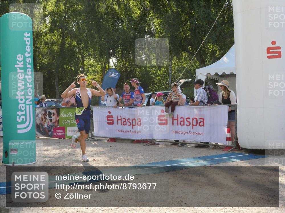 07.09.2025 - 19. Norderstedt Triathlon Zöllner http://msf.ph/oto/8793677 07.09.2025 16:38:45 Ziel 536, 917, 1481 meine-sportfotos.de