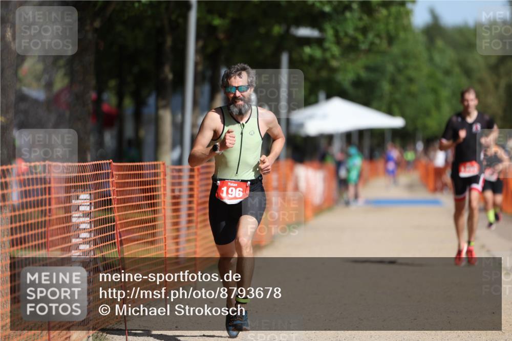 07.09.2025 - 19. Norderstedt Triathlon Michael Strokosch http://msf.ph/oto/8793678 07.09.2025 11:49:03 Laufen 196, 1171, 1355, 1394 meine-sportfotos.de