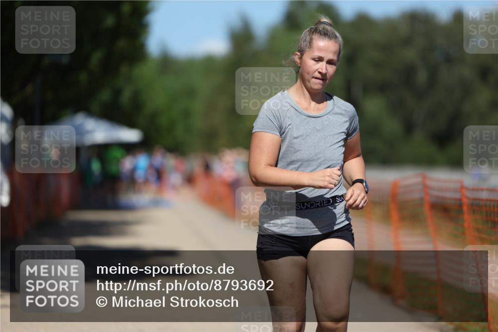 07.09.2025 - 19. Norderstedt Triathlon Michael Strokosch http://msf.ph/oto/8793692 07.09.2025 13:44:33 Laufen 298, 314 meine-sportfotos.de