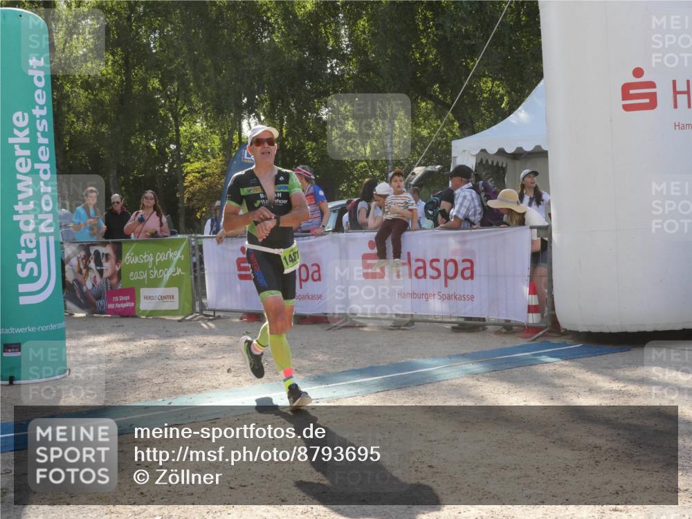 07.09.2025 - 19. Norderstedt Triathlon Zöllner http://msf.ph/oto/8793695 07.09.2025 16:38:49 Ziel 536, 917, 1481 meine-sportfotos.de