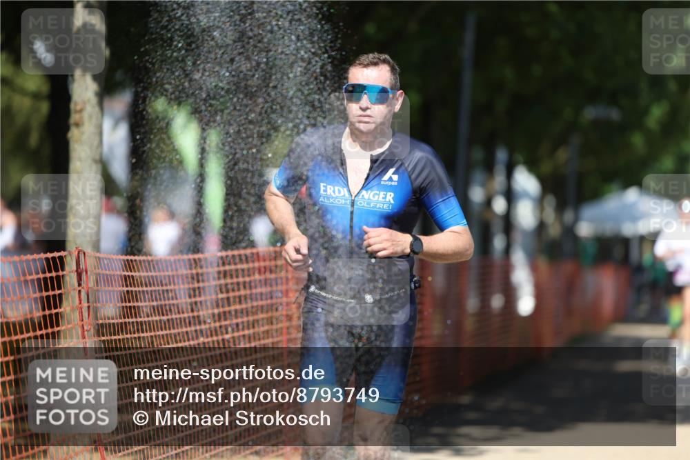 07.09.2025 - 19. Norderstedt Triathlon Michael Strokosch http://msf.ph/oto/8793749 07.09.2025 13:44:52 Laufen 315, 328, 341, 841 meine-sportfotos.de